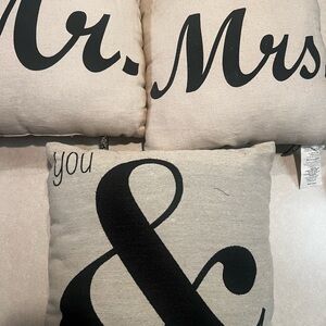 Elegant Black and Cream Decorative Pillow Set